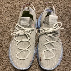 Nike Space Hippie 04 size 10